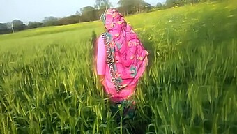 Amateur Indian Wife Explores Outdoor Sexual Desires