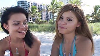 Las Adolescentes Hacen Mamadas Profundas Y Reciben Semen En Su Boca En La Playa De Miami