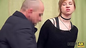 Alice Klay, Okouzlující Zrzka, Provádí Orální A Vaginální Sex Na Půjčeném Žralokovi V Tomto Explicitním Videu