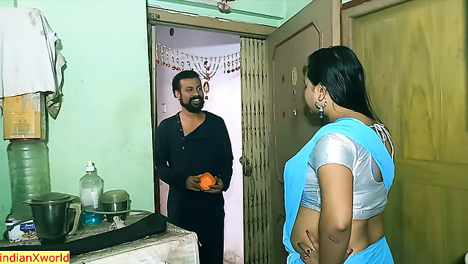 Secret rendezvous between a sultry Indian housewife and the owner's teenage son in a steamy Hindi web series