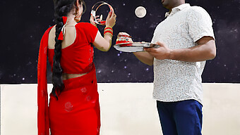 Karva Chauth Đầu Tiên Của Priya: Cuộc Gặp Gỡ Thô Bạo Và Gợi Cảm Với Cô Gái Ấn Độ 18 Tuổi