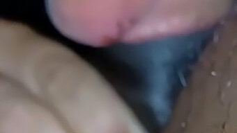 Moden Milf Gir En Bil Blowjob