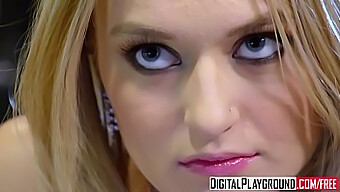 Velike Joške In Analna Igra Blondie Natalie Starr